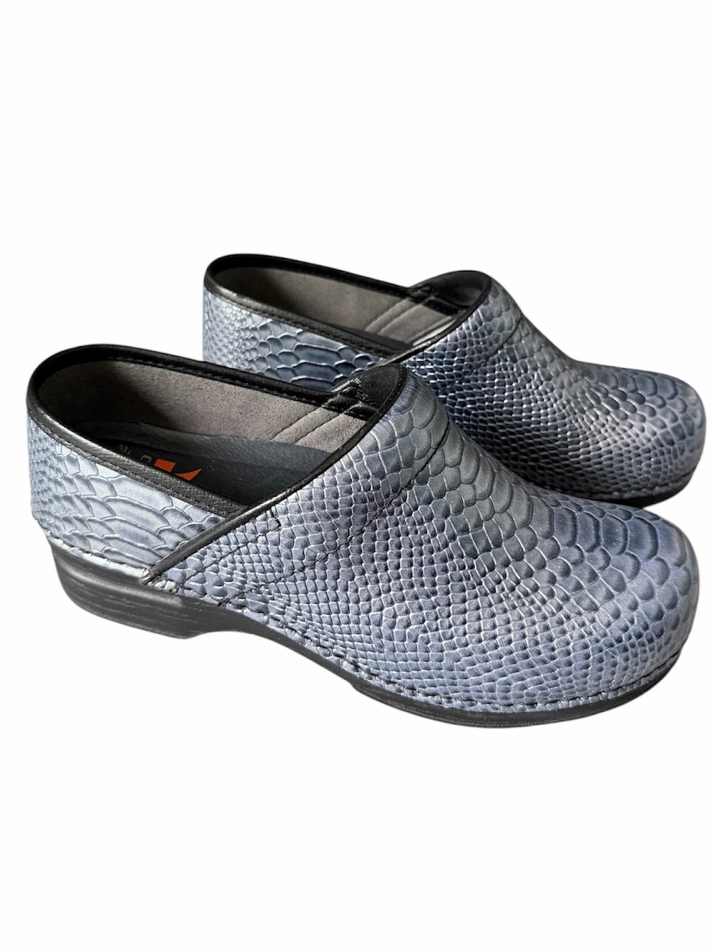Dansko XP Professional NonSlip Clogs Women’s Blue Grey Silver Python slip on 39